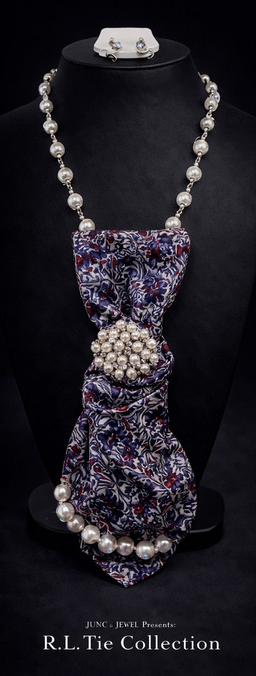 GORGEOUS IN PEARLS