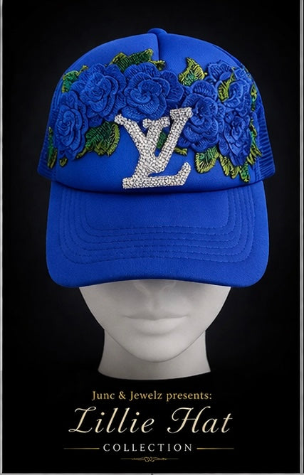 Pretty In Royal